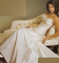 Ards Bridal and Chic Ladies Fashions 1073399 Image 0